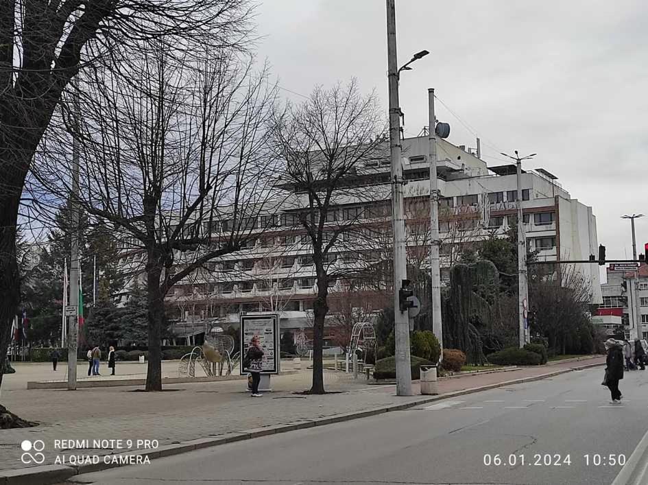 Хотел Казанлък Luaran gambar